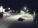 23 : 04