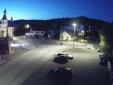 03 : 40