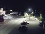 02 : 00