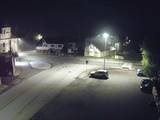 02 : 00