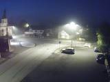 03 : 48