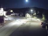 21 : 08