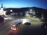 05 : 32