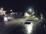 01 : 00