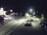 23 : 00