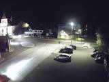 22 : 00