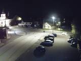 23 : 00