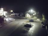21 : 00
