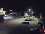 03 : 04