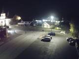 06 : 00