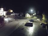 23 : 00
