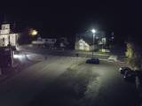 01 : 48