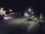 02 : 00