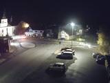 19 : 00