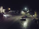 02 : 00