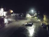 23 : 00