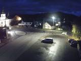 06 : 44
