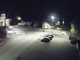 03 : 32