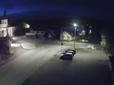 03 : 48