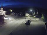 03 : 52