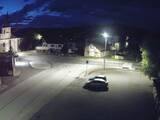 03 : 32