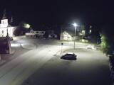 01 : 00