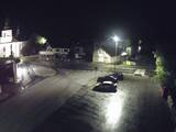 00 : 32
