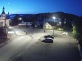 03 : 40