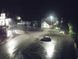 23 : 08