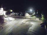 23 : 48