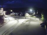 03 : 32
