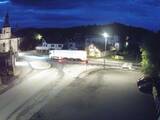 03 : 48
