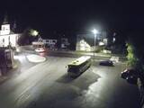 23 : 00