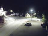 23 : 00