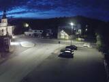 04 : 00