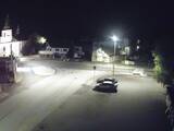01 : 00