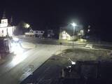 22 : 00