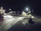 02 : 00