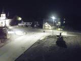 22 : 00