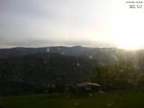 06 : 05