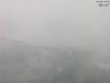 15 : 05