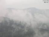 16 : 05