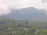 18 : 09