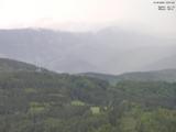 15 : 01