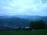 04 : 53