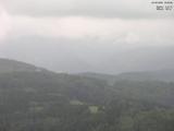 15 : 09