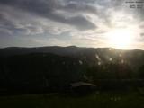 06 : 09