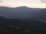 18 : 33