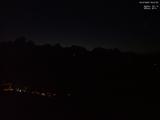 03 : 47