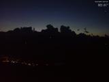 04 : 01